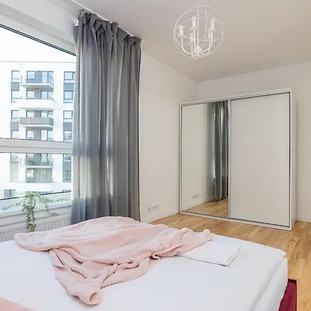 Apartman Shortstaypoland Sikorskiego *